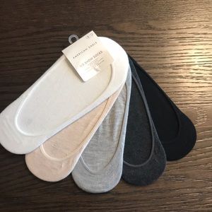 Five no show socks never been worn